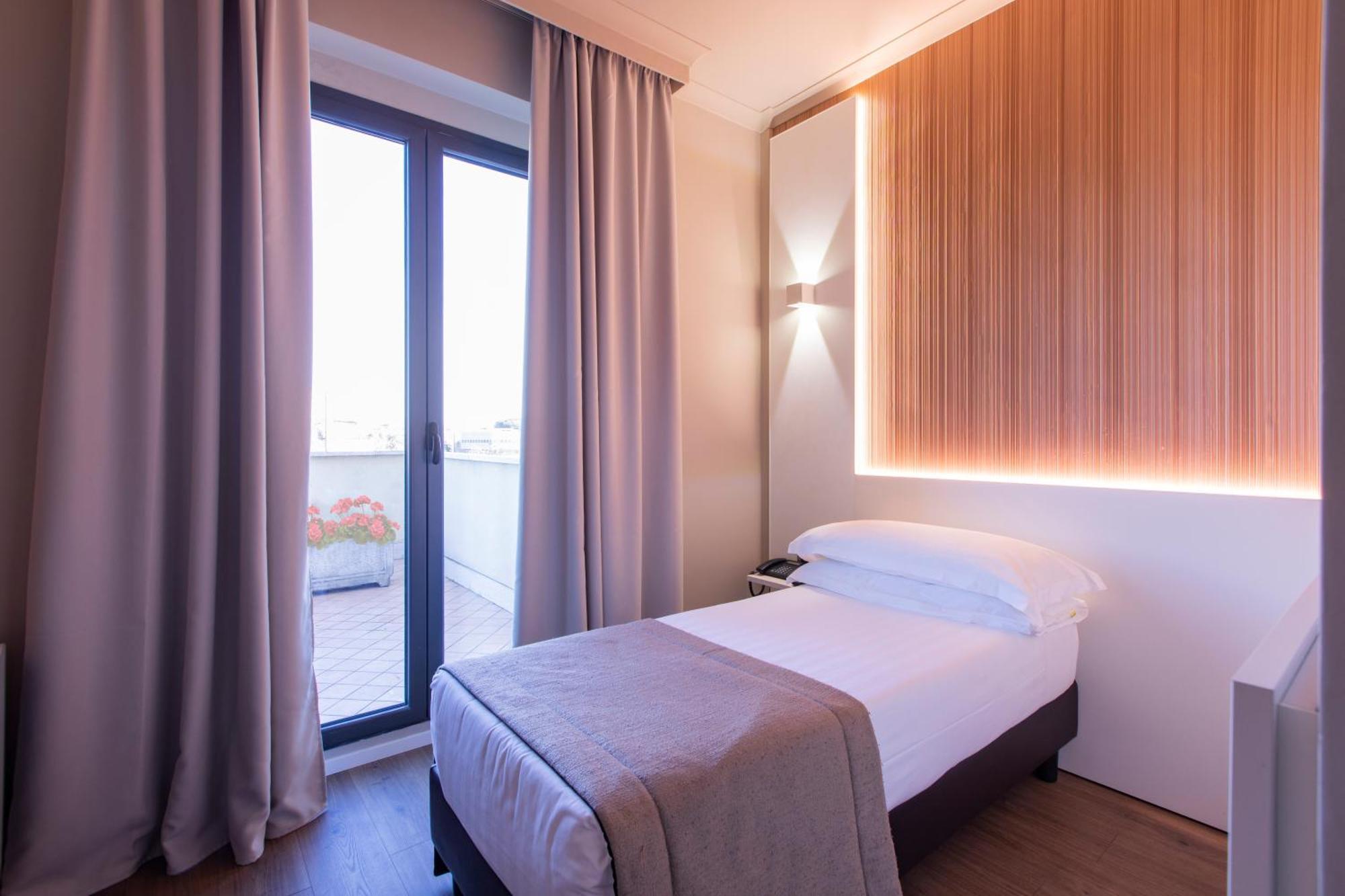 Smooth Hotel Rome West Exterior foto