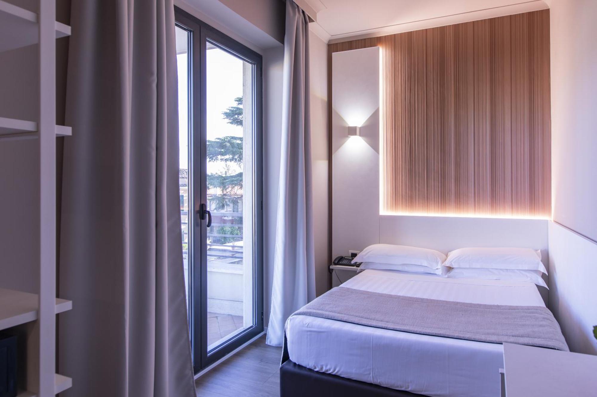 Smooth Hotel Rome West Exterior foto