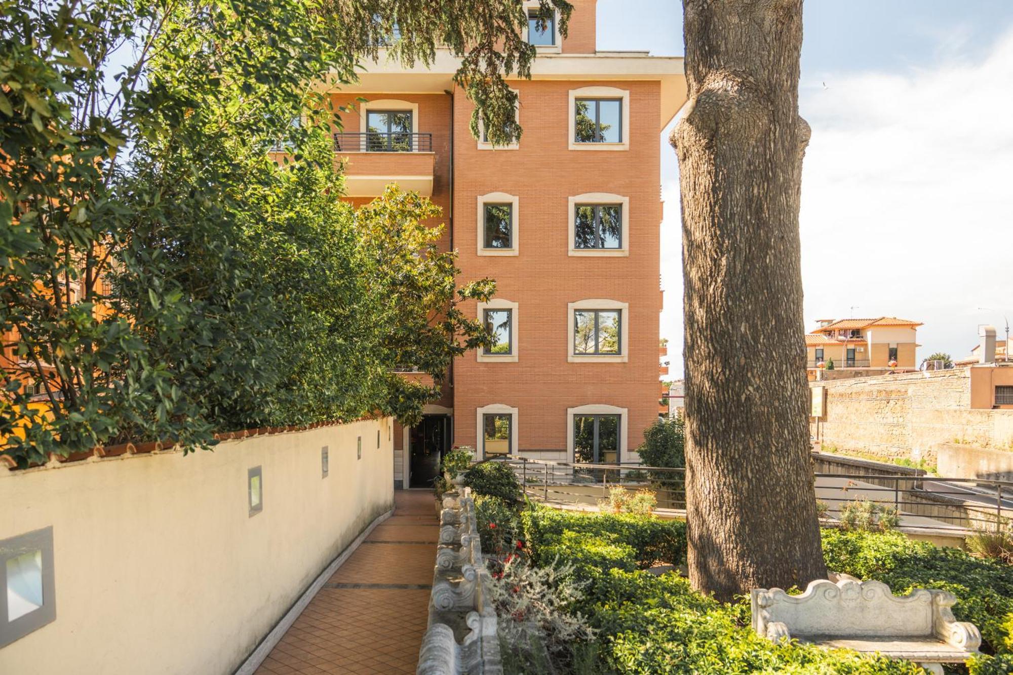 Smooth Hotel Rome West Exterior foto